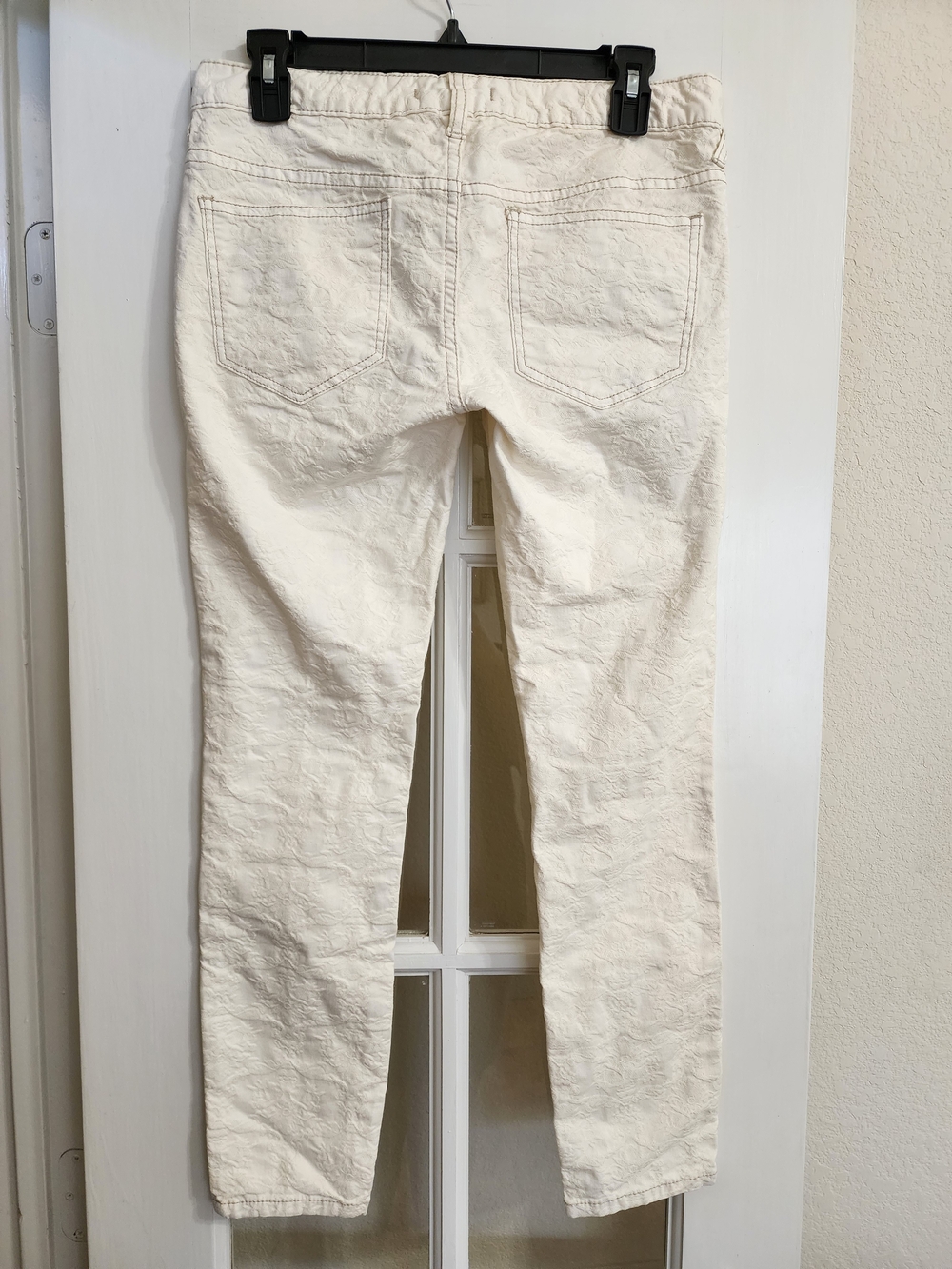 NWT Free People Cream Floral Jacquard Skinny Jeans Size 27 Boho - Picture 3 of 16